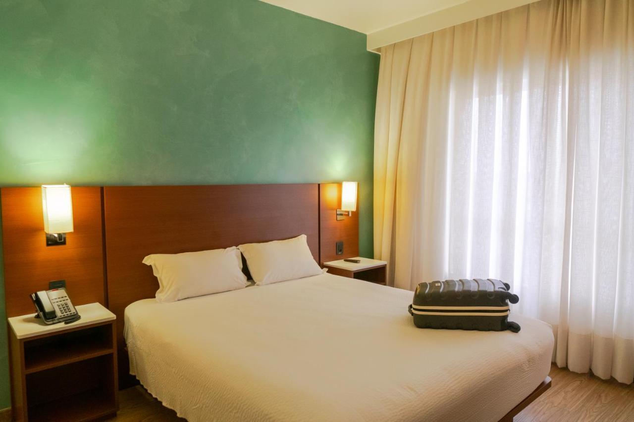 Ibis Styles Curitiba Aeroporto Hotel Sao Jose dos Pinhais Exterior photo